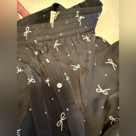 Aerie SET off Duty Satin Bow Pajama Set Shirt +  Pant Black Size NWT - Picture 11 of 12